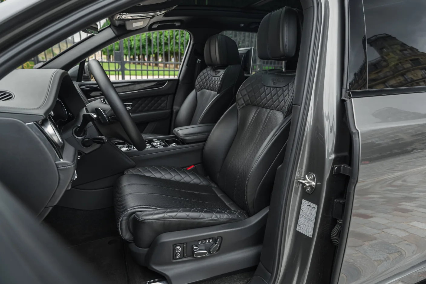 2018 Bentley Bentayga W12, 10/30