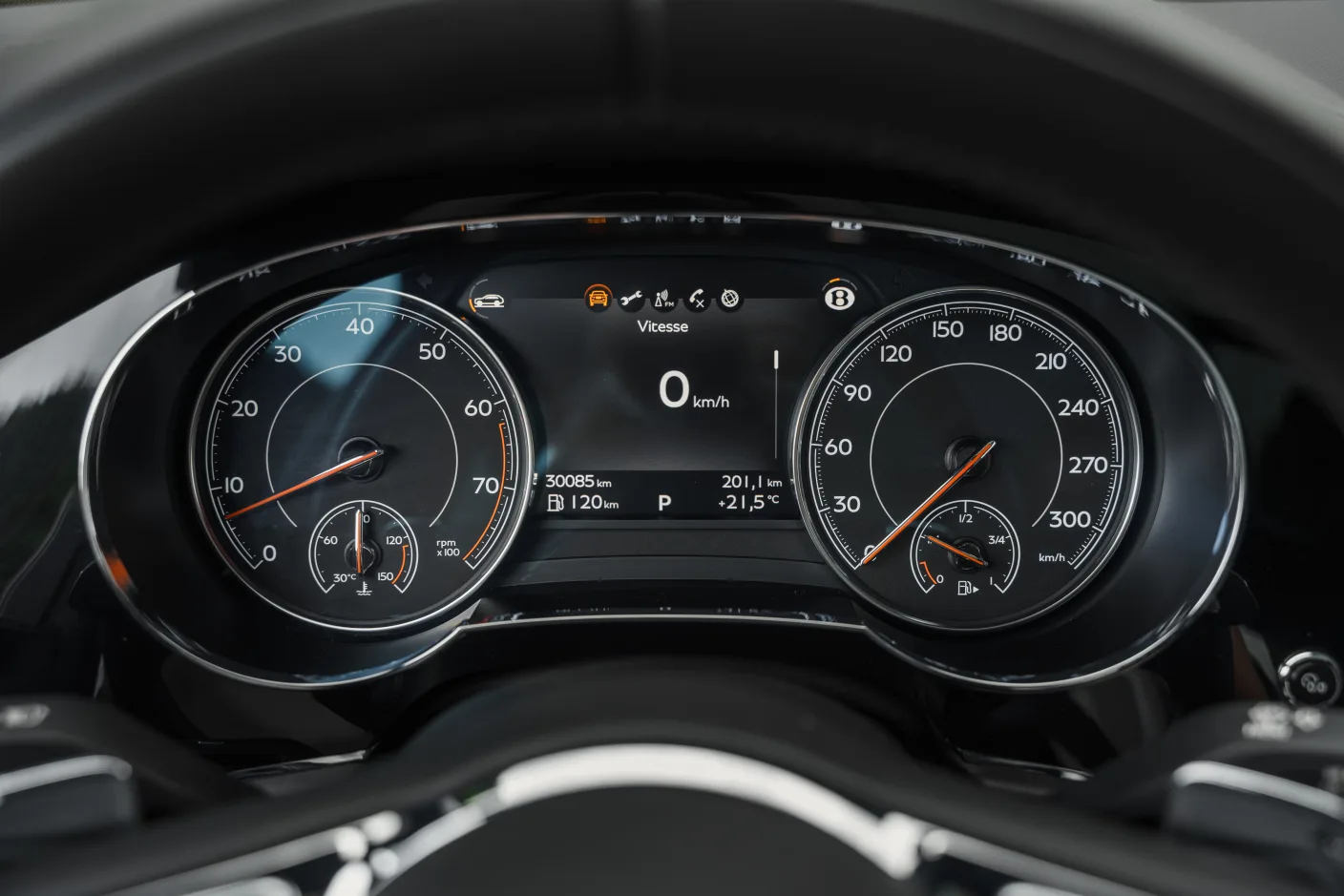 2018 Bentley Bentayga W12, 18/30