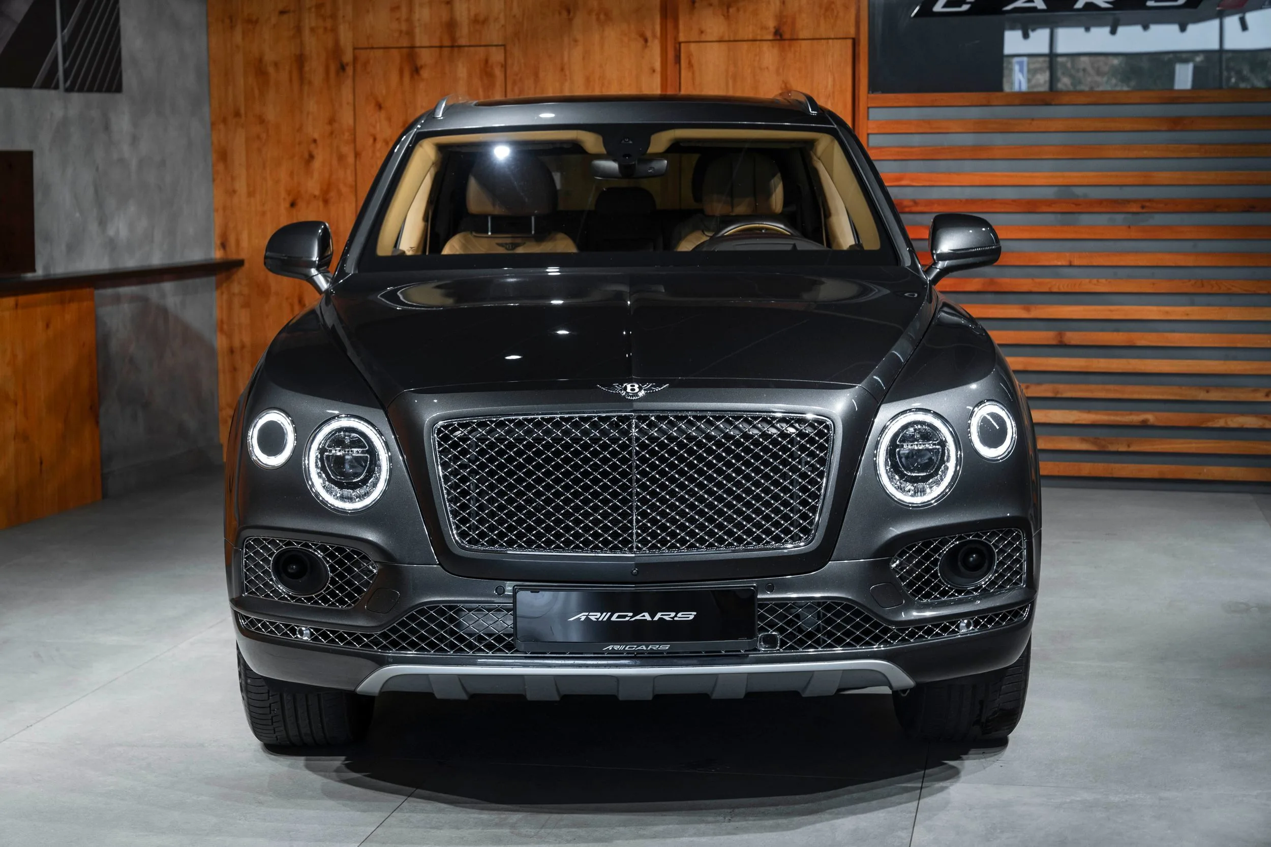 2018 Bentley Bentayga V8, 5/21