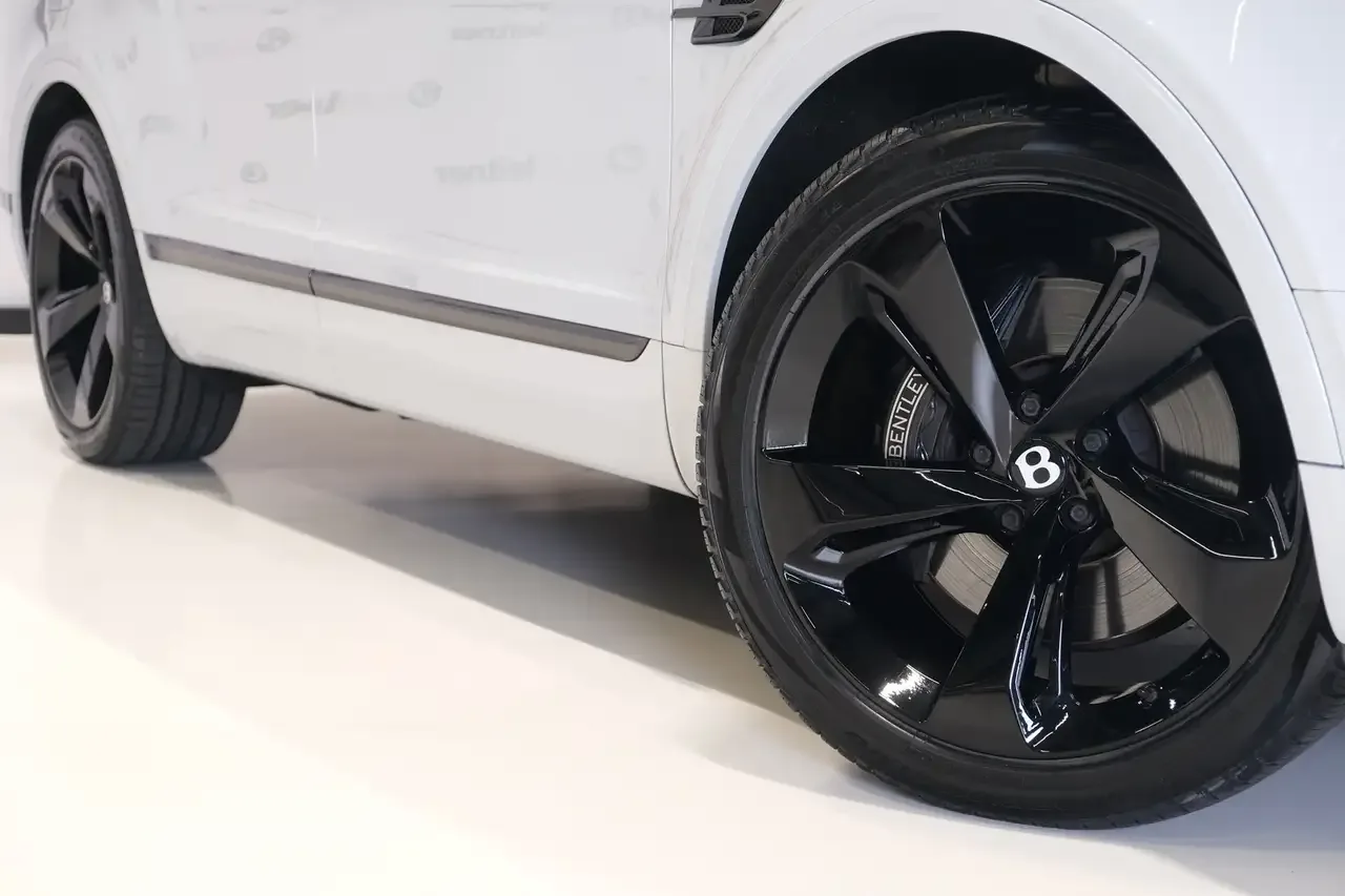 2018 Bentley Bentayga V8, 11/30