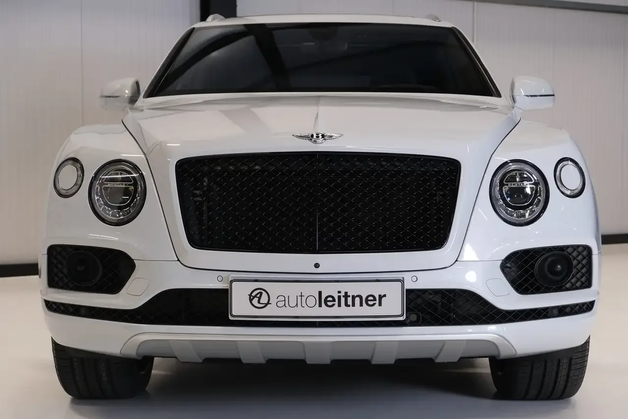 2018 Bentley Bentayga V8, 13/30