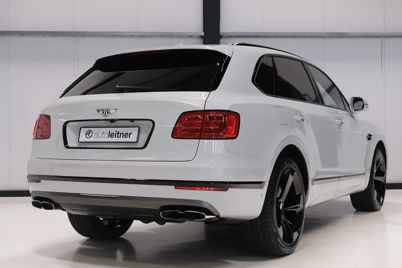 2018 Bentley Bentayga V8, 15/30