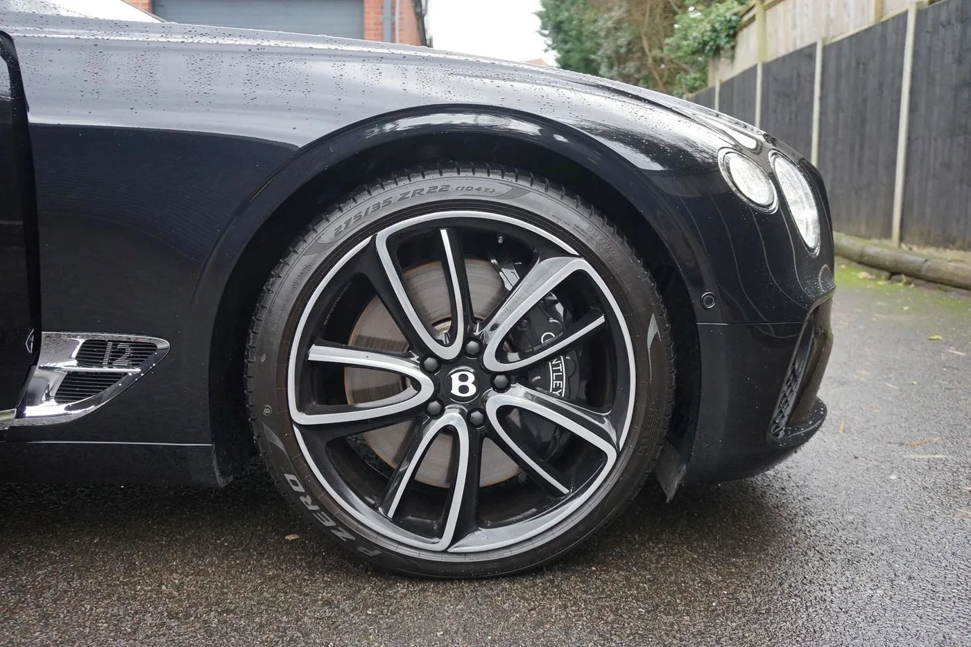 2018 Bentley Continental GT W12 angeboten von einer Vertragshändlergruppe in Ripley, Vereinigtes Königreich, Foto 6 von 25