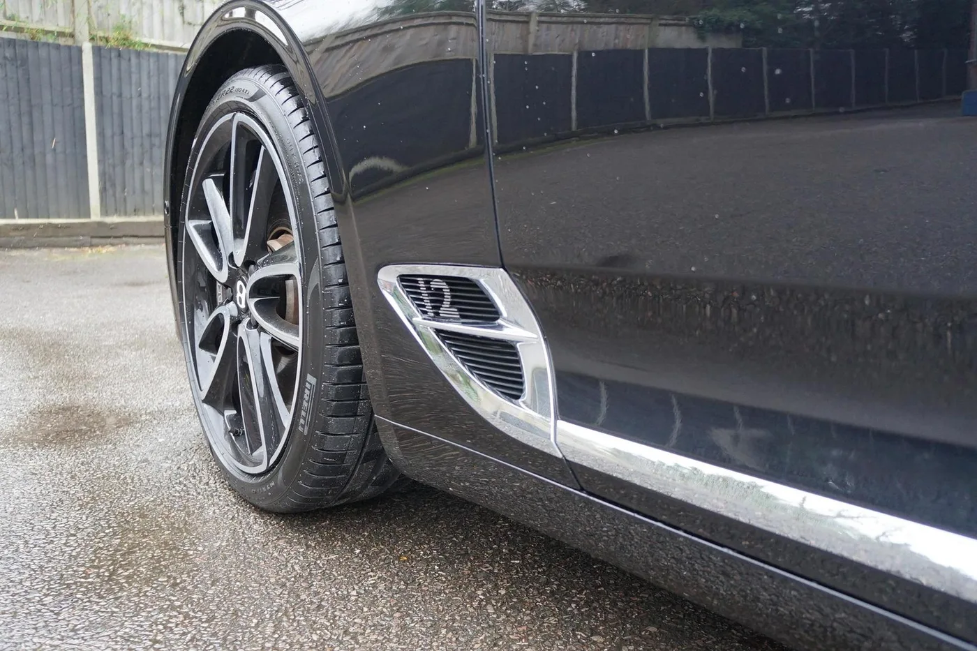 2018 Bentley Continental GT W12 angeboten von einer Vertragshändlergruppe in Ripley, Vereinigtes Königreich, Foto 14 von 25