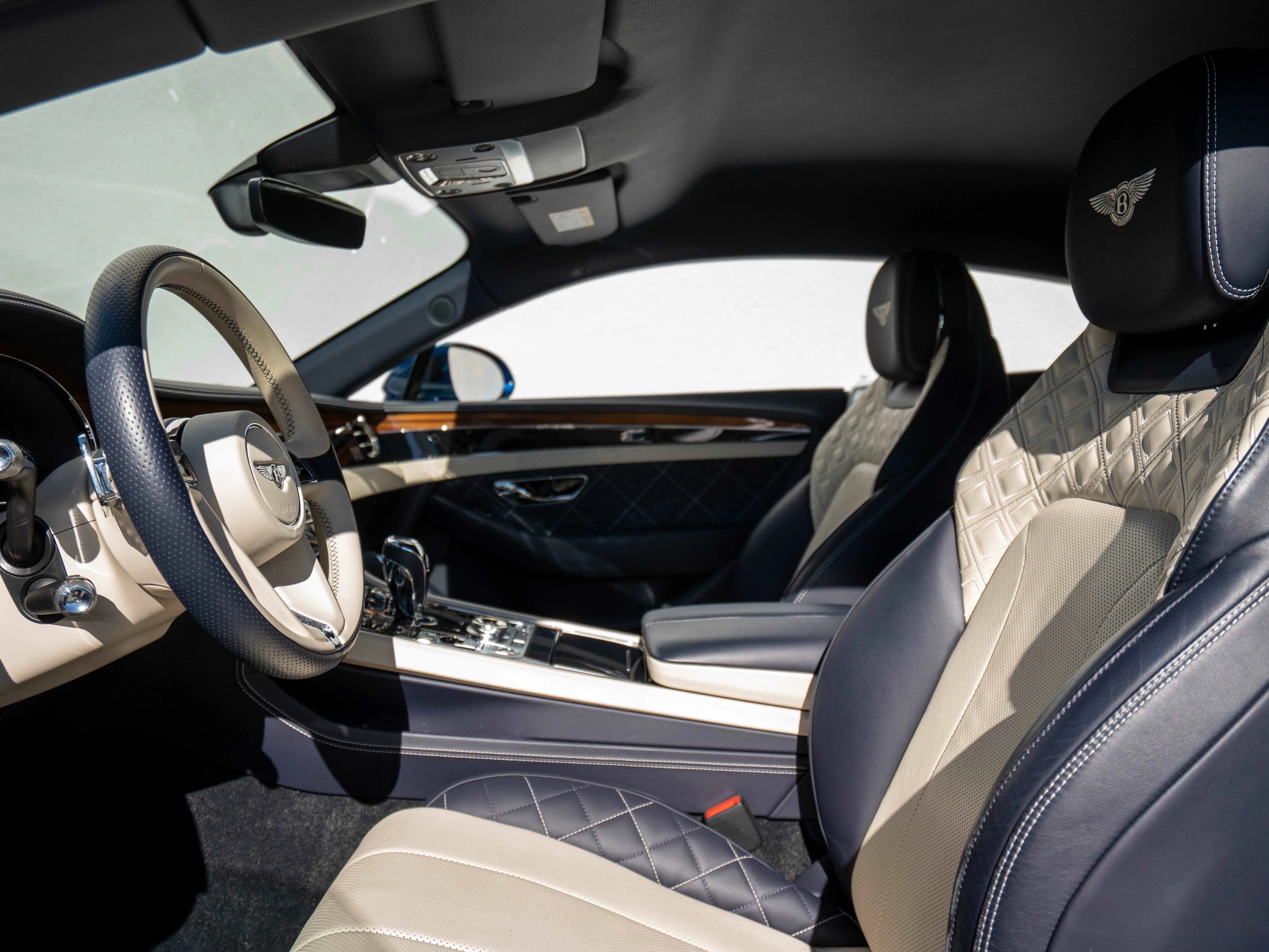 2018 Bentley Continental GT W12, 16/30