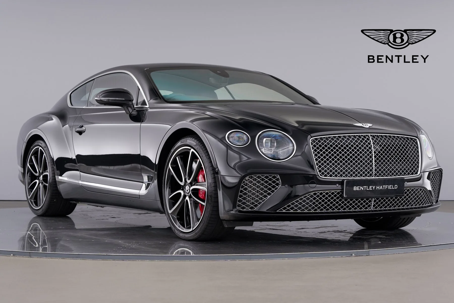 2018 Bentley Continental GT W12 proposée par un groupe de concessions agréées à Hatfield, Royaume-Uni, photo principale