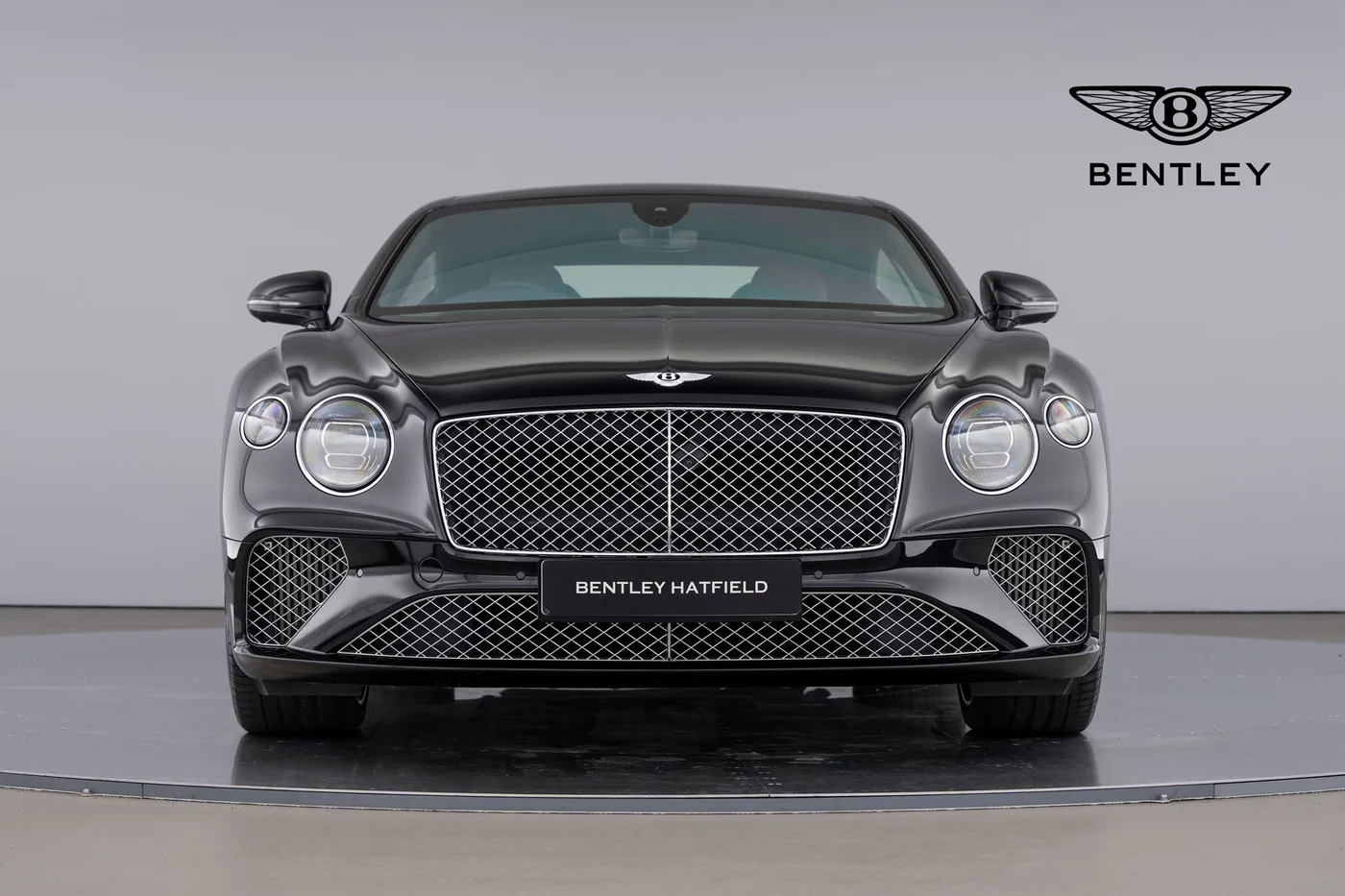 2018 Bentley Continental GT W12 angeboten von einer Vertragshändlergruppe in Hatfield, Vereinigtes Königreich, Foto 2 von 22