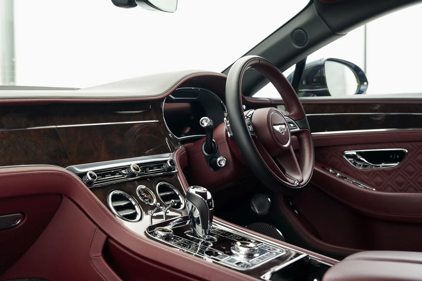 2018 Bentley Continental GT W12 angeboten von einer Vertragshändlergruppe in Hatfield, Vereinigtes Königreich, Foto 12 von 22
