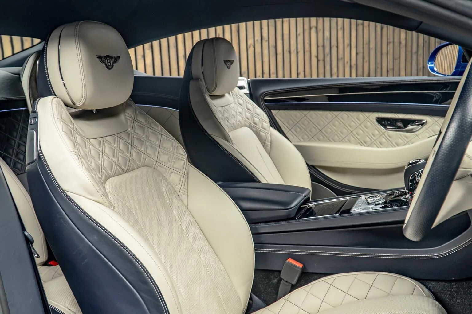 2018 Bentley Continental GT W12 First Edition, 2/30