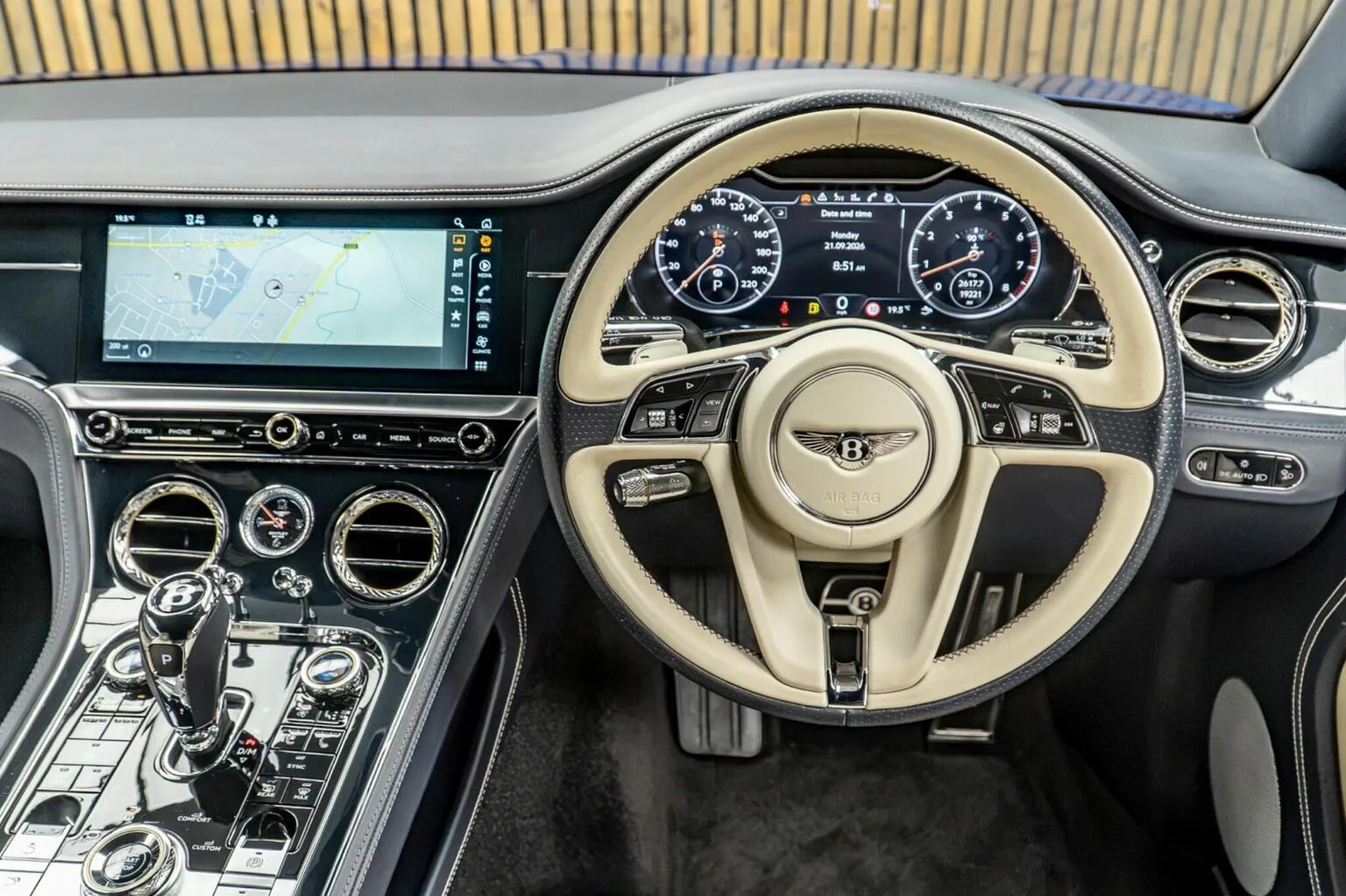 2018 Bentley Continental GT W12 First Edition, 25/30