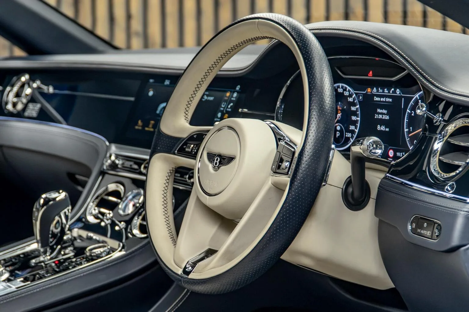 2018 Bentley Continental GT W12 First Edition, 27/30