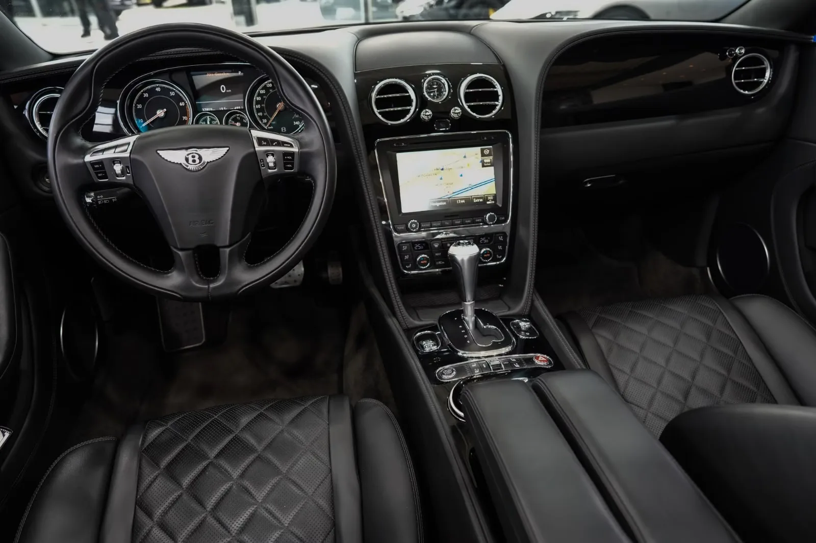 2018 Bentley Continental GTC V8 S Diamond Edition, 24/30