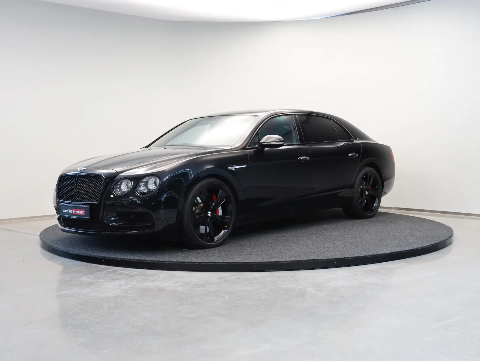 2018 Bentley Flying Spur W12 S angeboten von einem Fachhändler in Tallinn, Estland, Hauptfoto