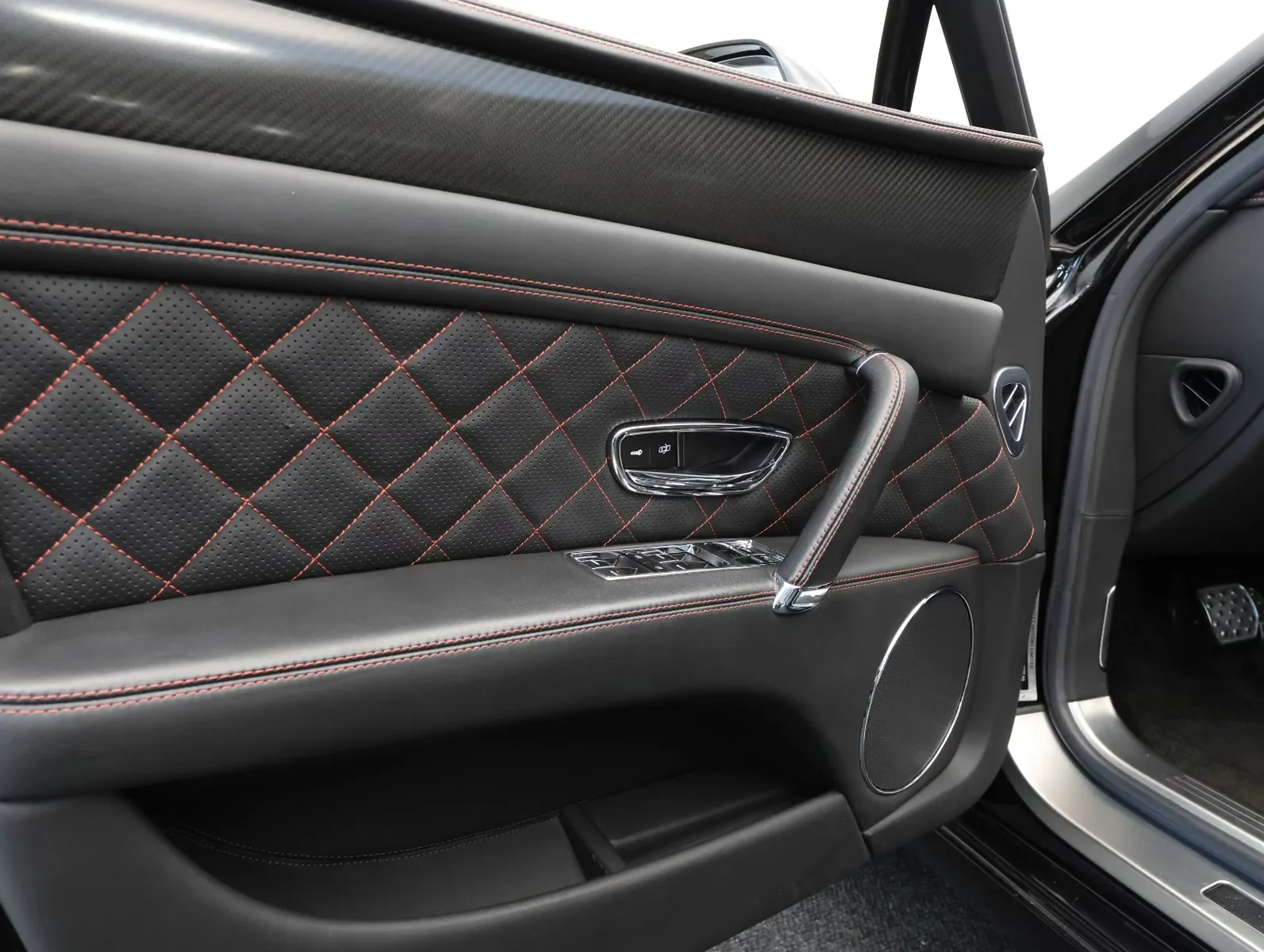 2018 Bentley Flying Spur W12 S, 20/25