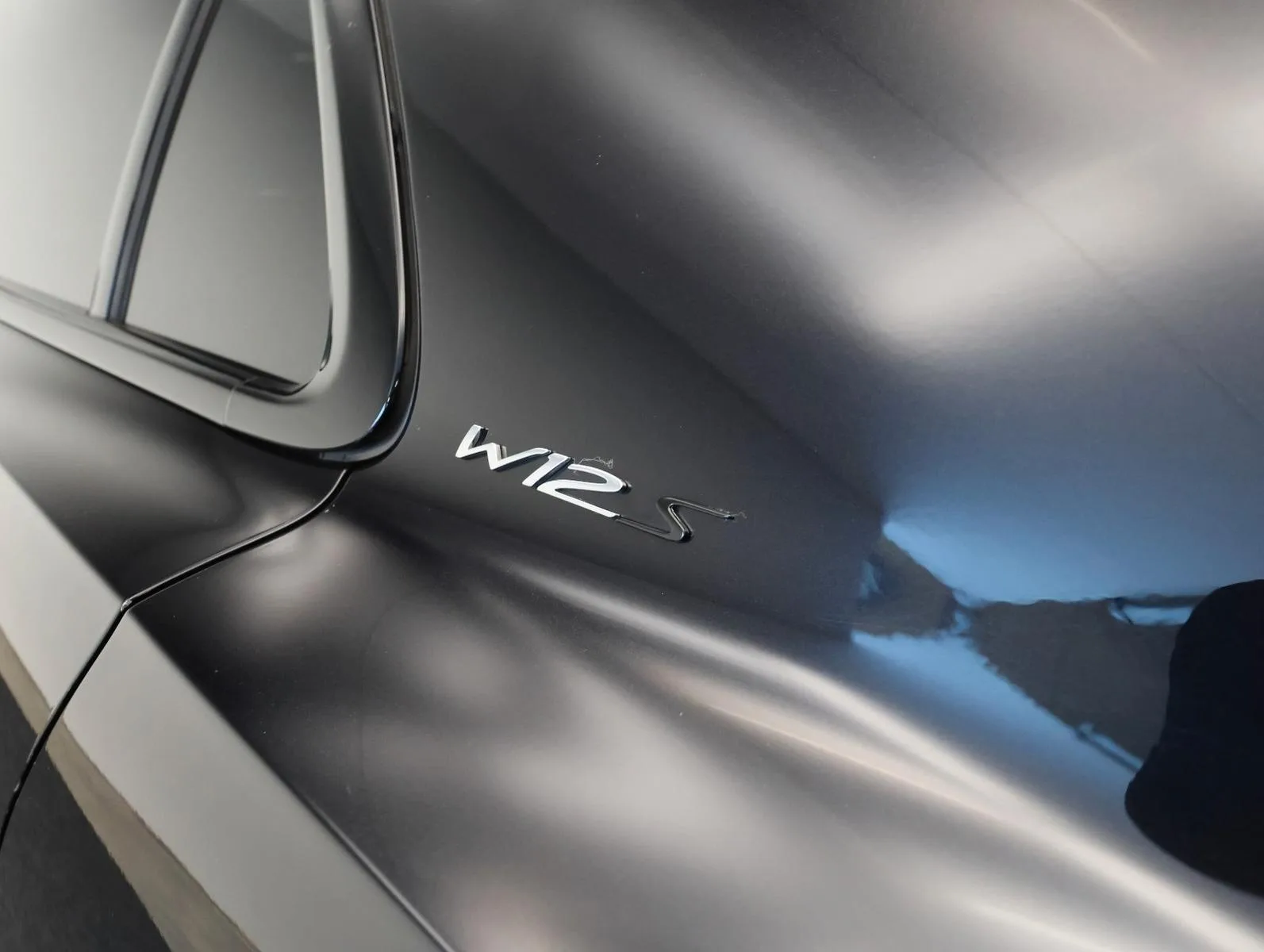 2018 Bentley Flying Spur W12 S, 24/25