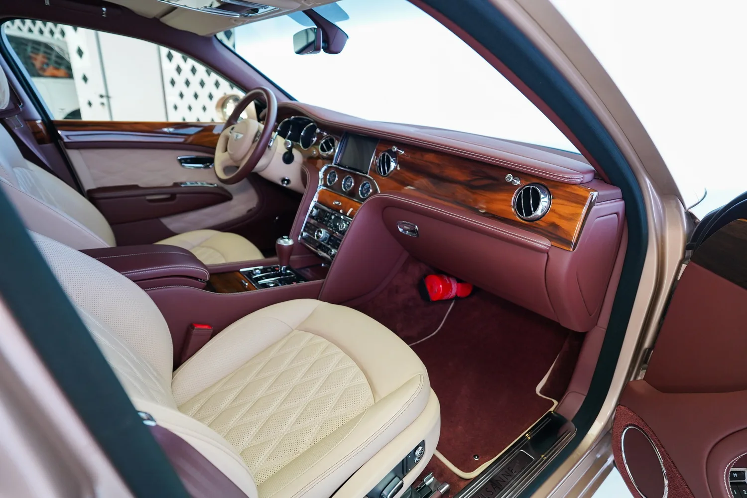 2018 Bentley Mulsanne Mulliner, 16/17