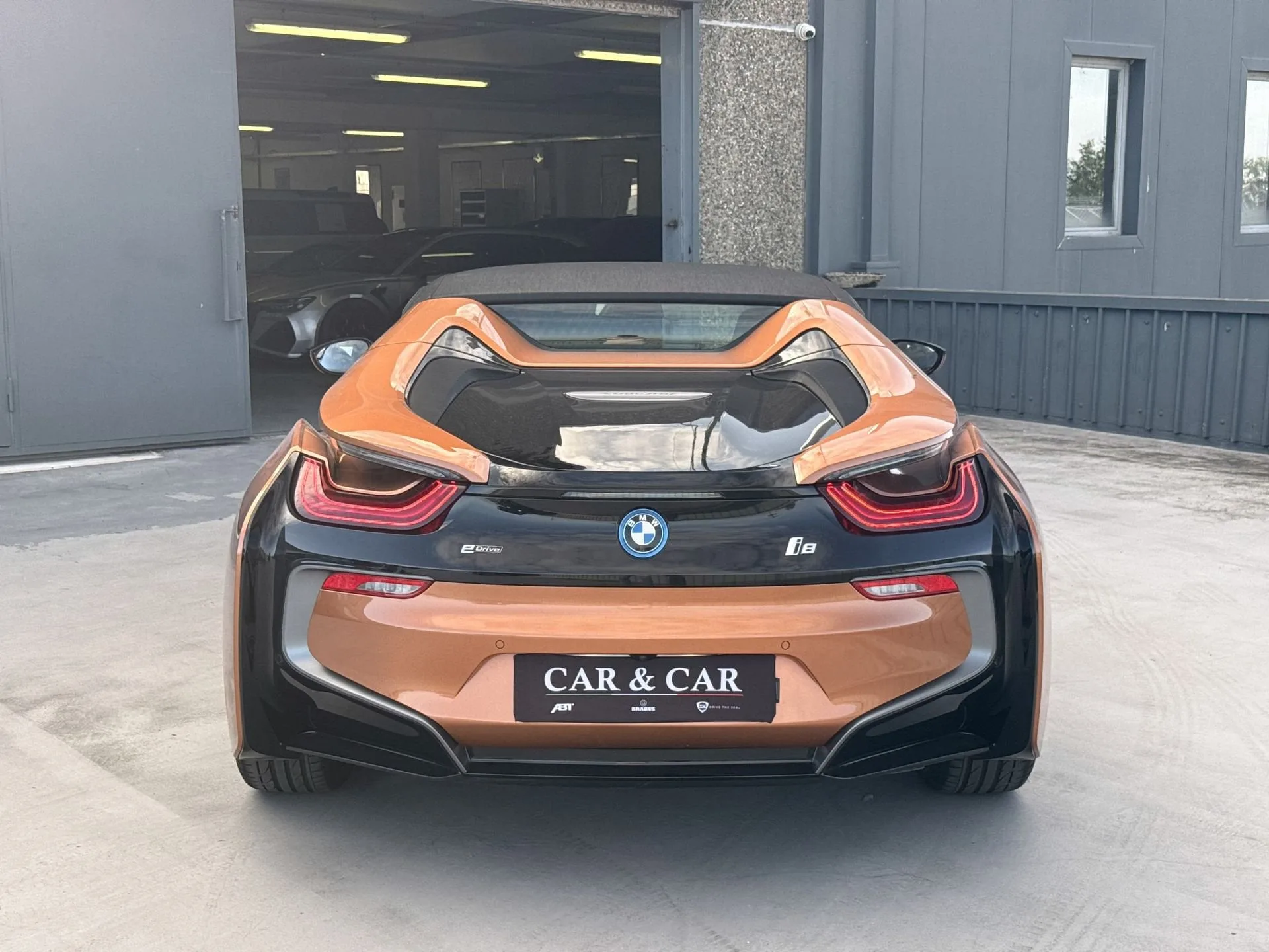 2018 BMW i8 Roadster, 4/16