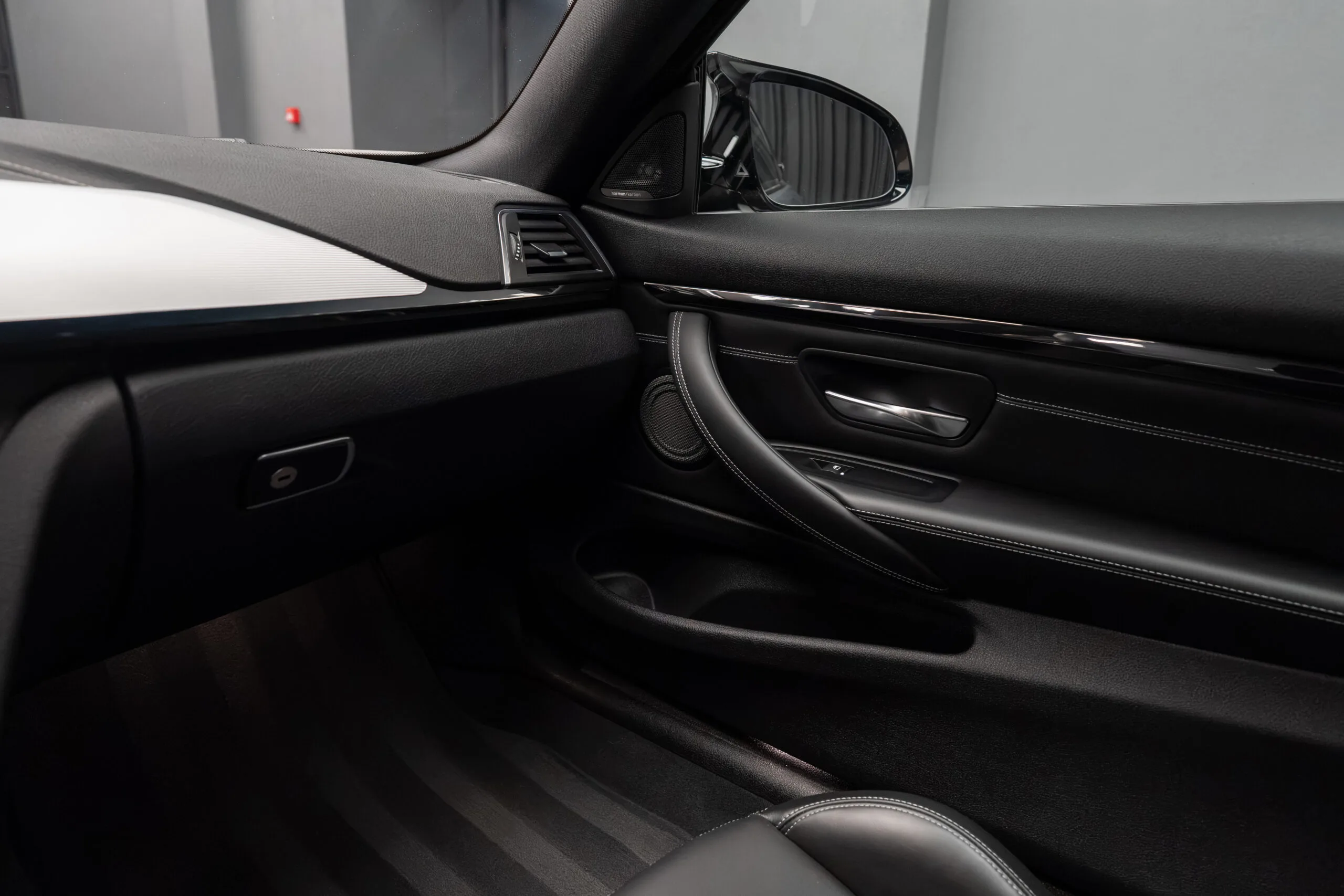 2018 BMW M4 Competition, 18/30