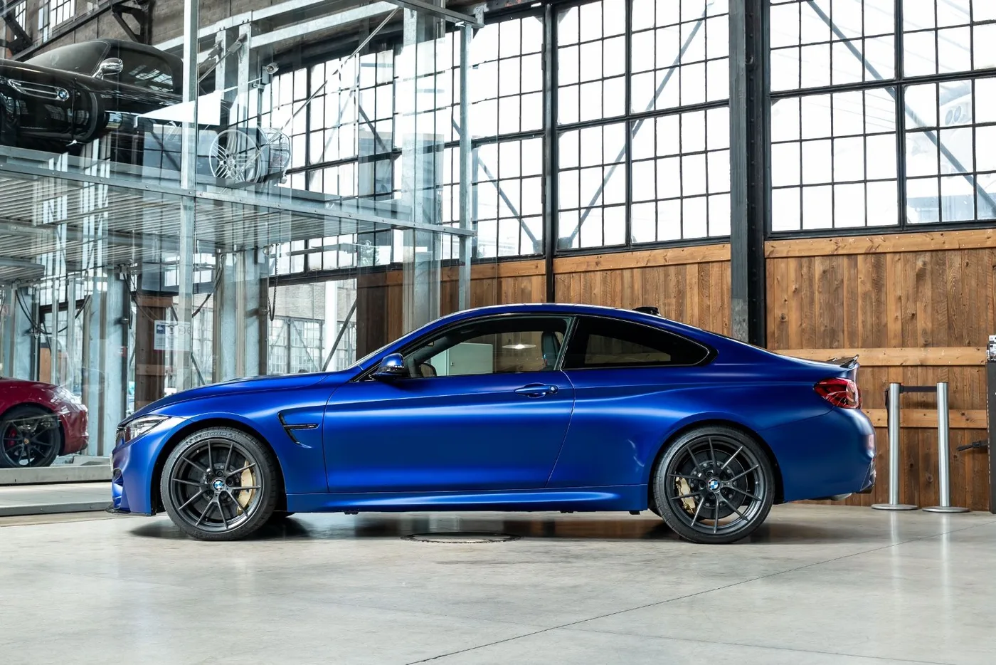 2018 BMW M4 CS angeboten von einem Fachhändler in Neuss, Deutschland, Foto 5 von 10