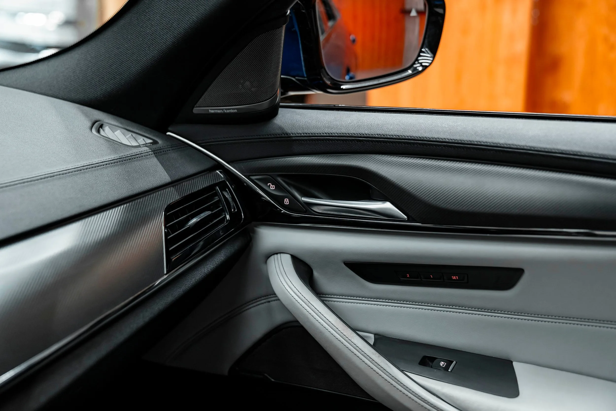 2018 BMW M5, 12/27
