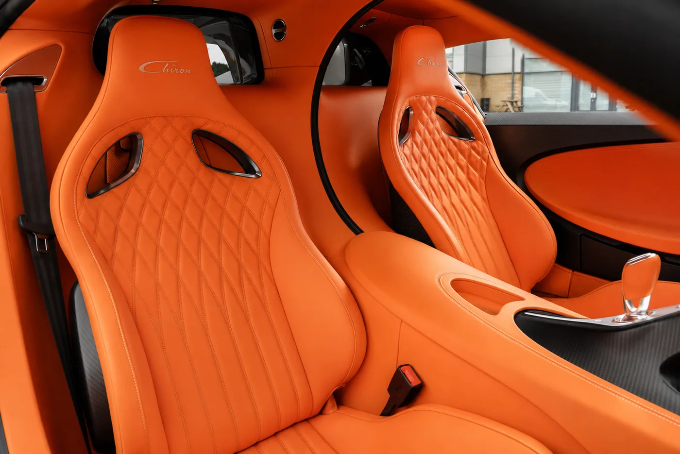 2018 Bugatti Chiron angeboten von einem Supersportwagenhändler in Preston, Vereinigtes Königreich, Foto 15 von 19