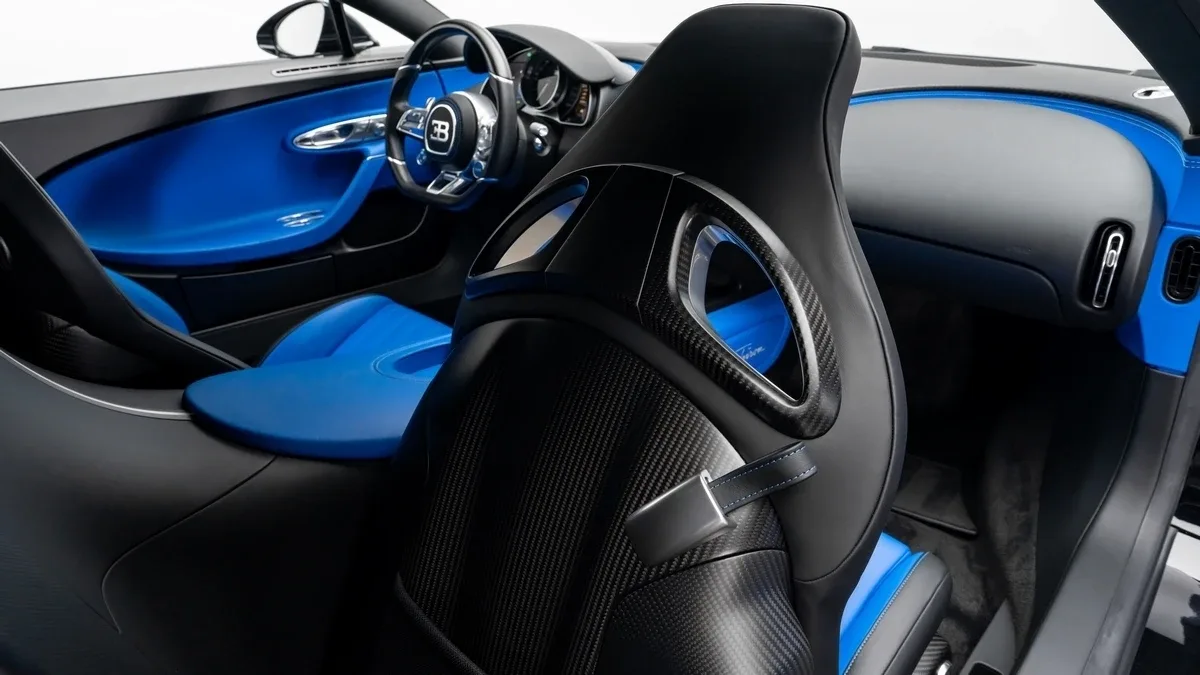 2018 Bugatti Chiron offered by a specialist dealer in Dubai, United Arab Emirates, photo 22 of 25