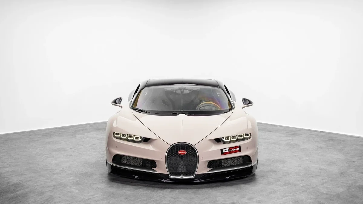2018 Bugatti Chiron offered by a specialist dealer in Dubai, United Arab Emirates, main photo
