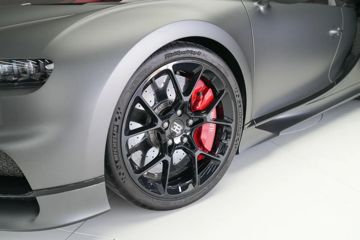 2018 Bugatti Chiron, 6/19