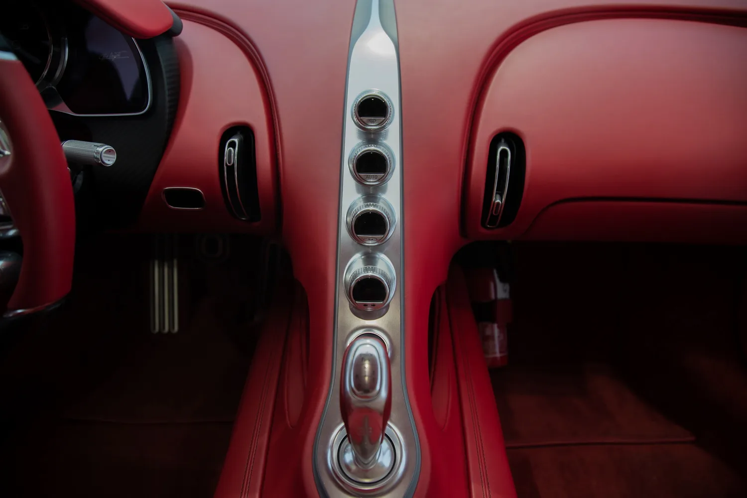 2018 Bugatti Chiron, 15/19