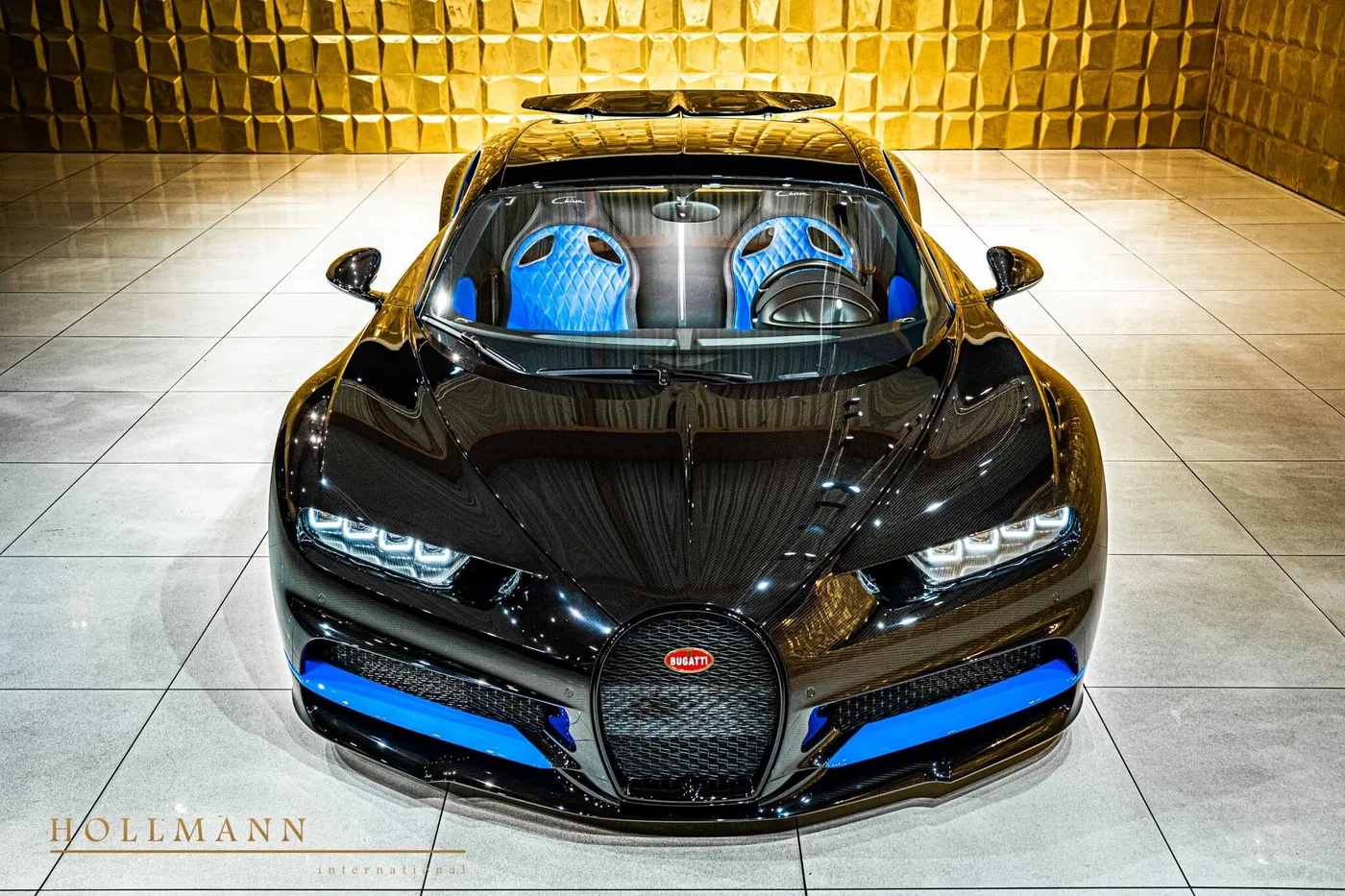 2018 Bugatti Chiron proposée par un concessionnaire spécialisé à Stuhr, Allemagne, photo 2 sur 8