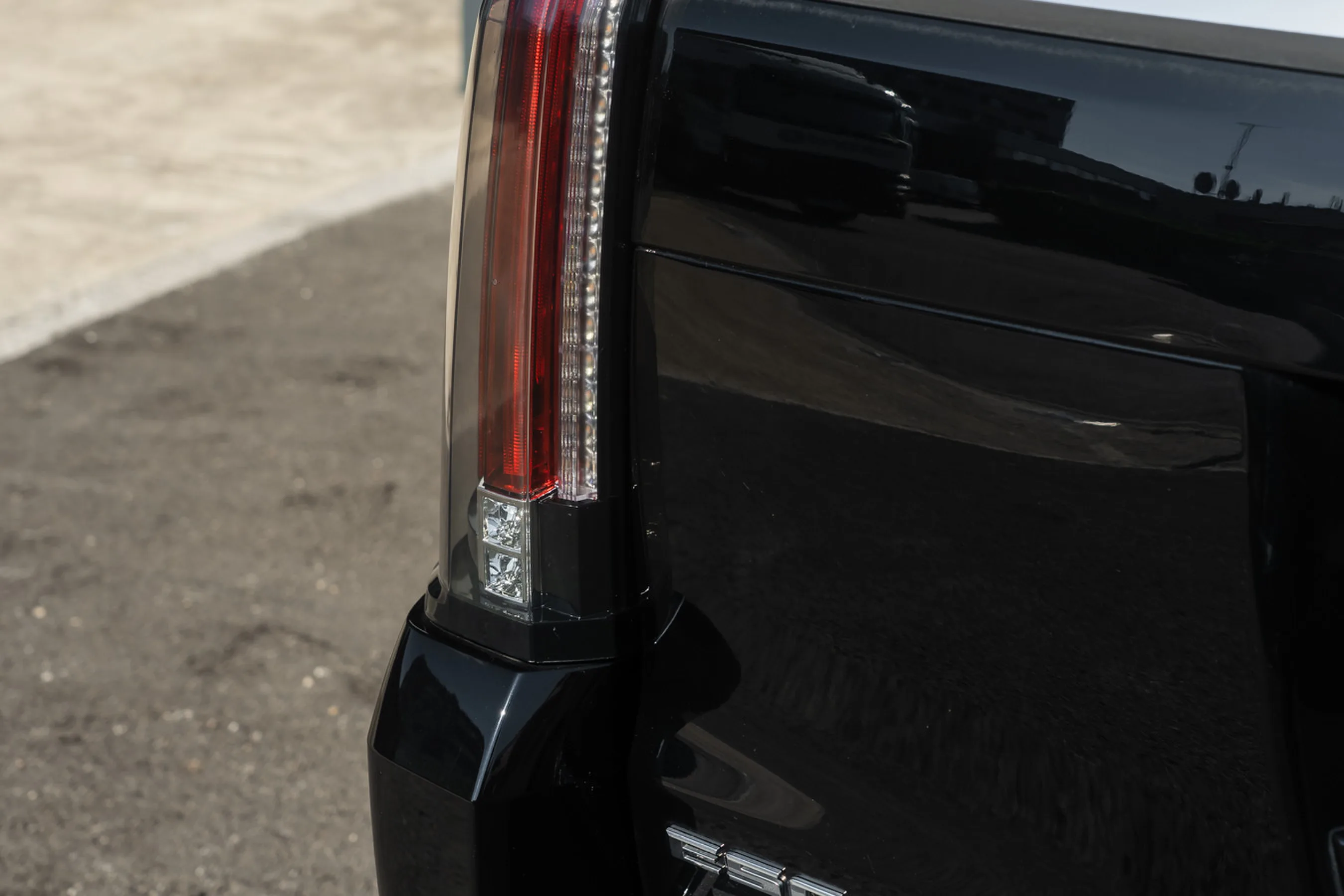 2018 Cadillac Escalade Platinum, 24/30