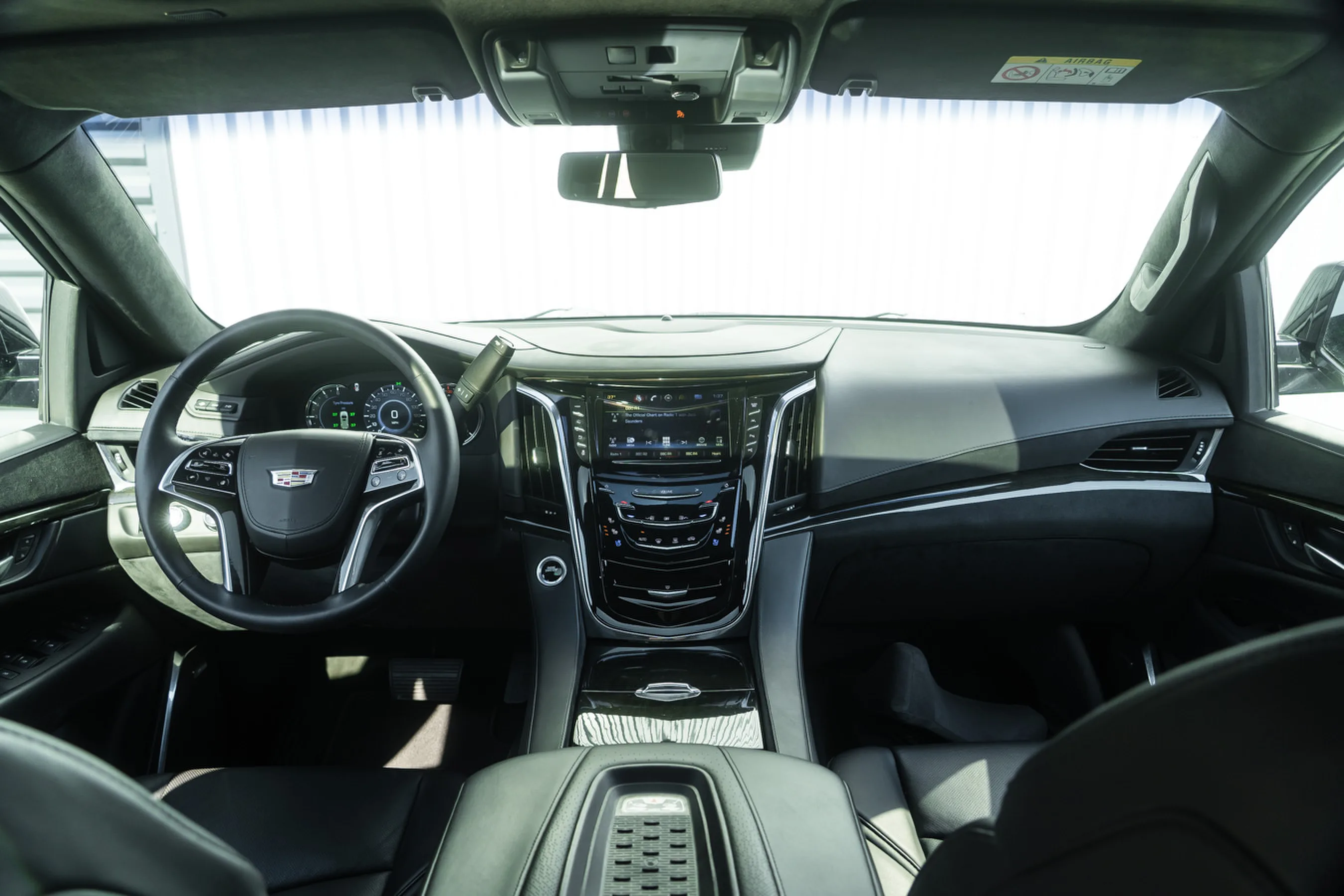 2018 Cadillac Escalade Platinum, 27/30