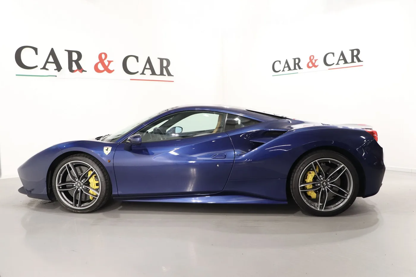 2018 Ferrari 488 GTB offered by a supercar dealer in Zibido San Giacomo, Italy, photo 6 of 25