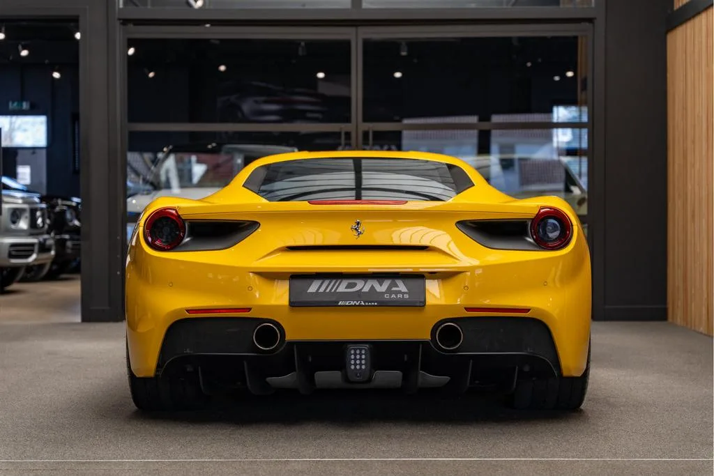 2018 Ferrari 488 GTB, 4/30