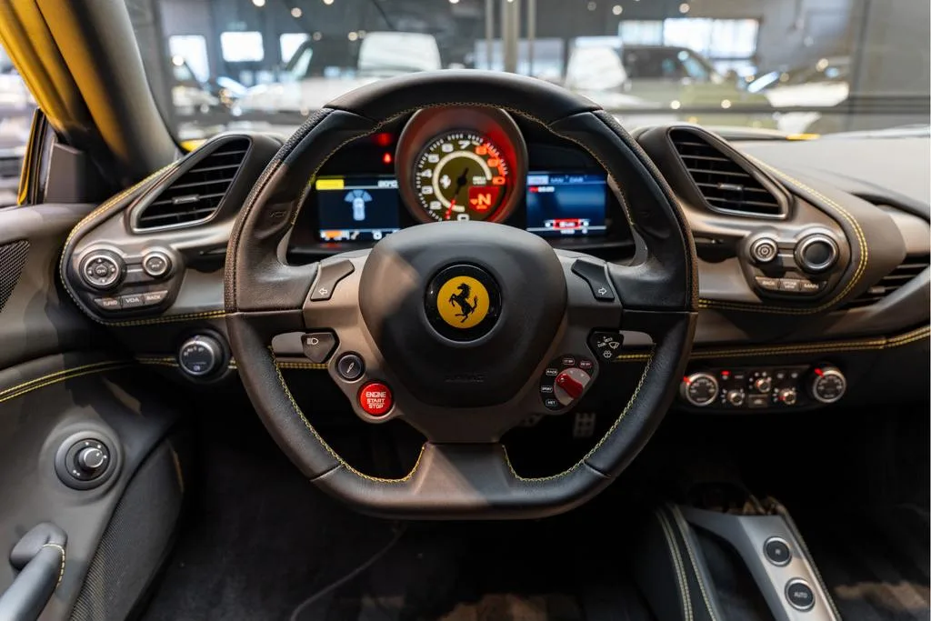 2018 Ferrari 488 GTB, 7/30