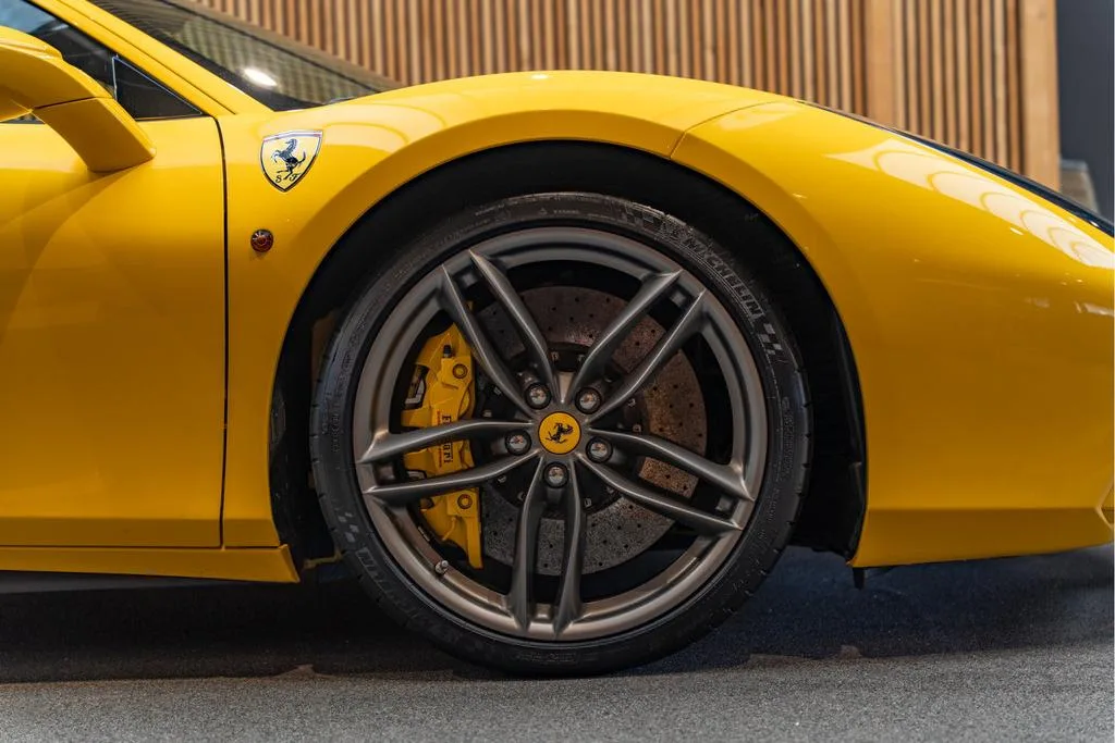 2018 Ferrari 488 GTB, 11/30