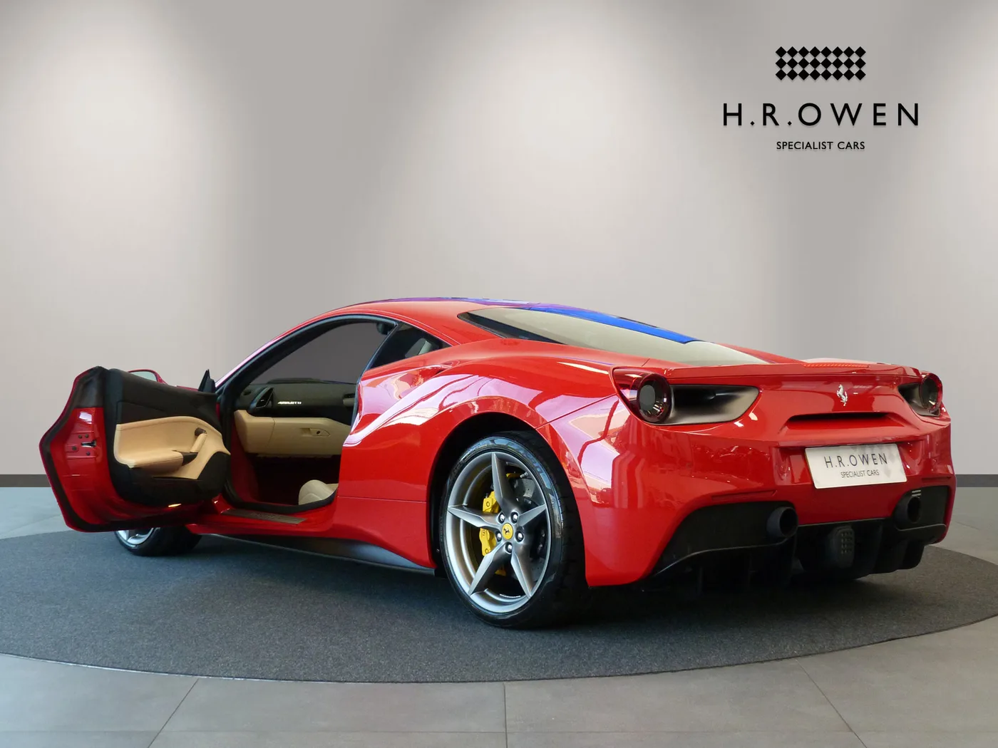 2018 Ferrari 488 GTB offered by a franchised dealer group in Cheltenham, United Kingdom, photo 13 of 25