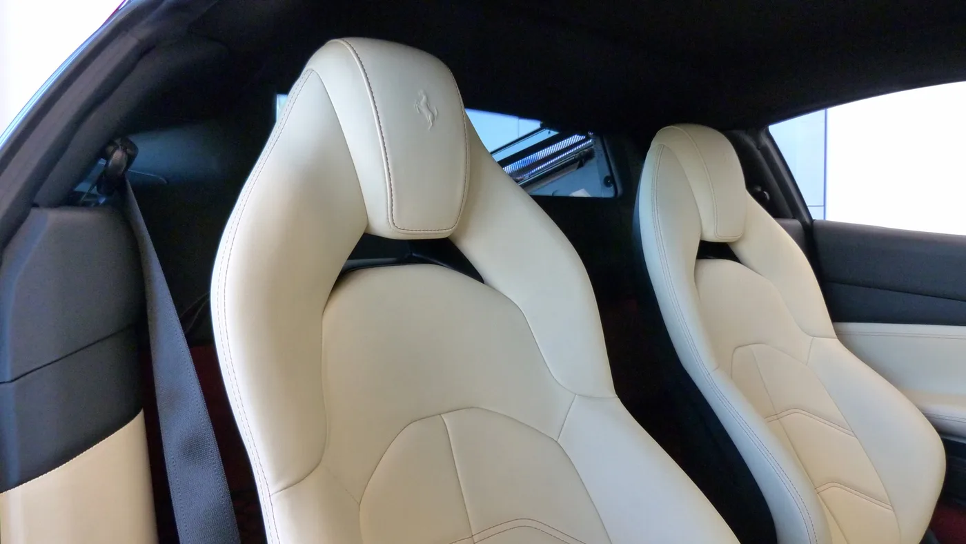 2018 Ferrari 488 GTB offered by a franchised dealer group in Cheltenham, United Kingdom, photo 16 of 25