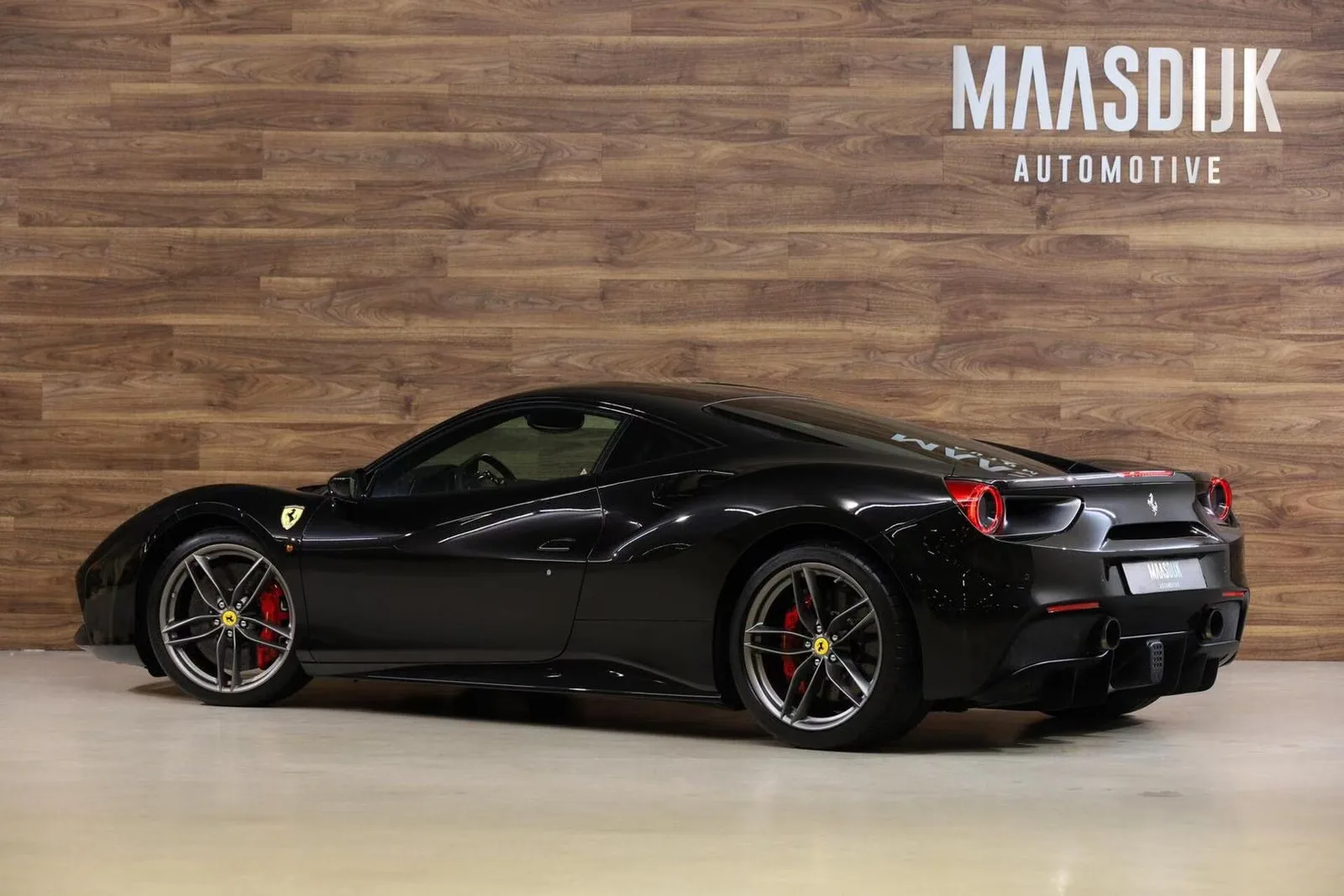 2018 Ferrari 488 GTB, 10/30