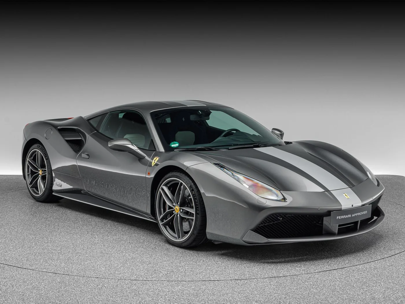 2018 Ferrari 488 GTB Tailor Made 70 Anni offered by a specialist dealer in Böblingen, Germany, photo 9 of 15