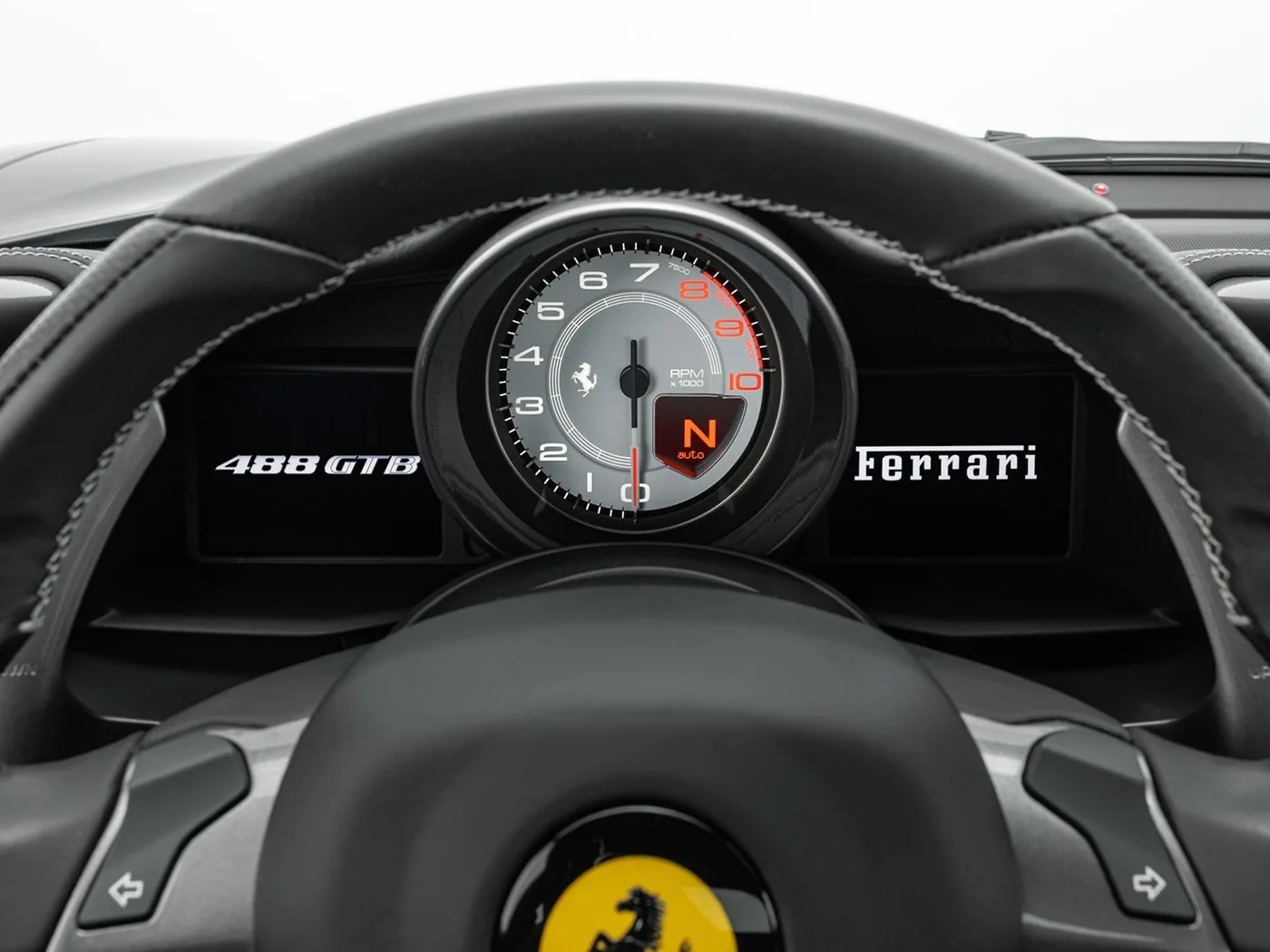 2018 Ferrari 488 GTB Tailor Made 70 Anni offered by a specialist dealer in Böblingen, Germany, photo 15 of 15