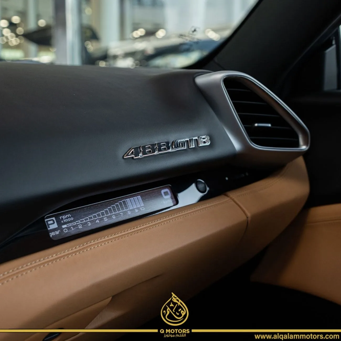 2018 Ferrari 488 GTB Tailor Made 70th Anniversary, 1 of 1 angeboten von einem Fachhändler in Dubai, Vereinigte Arabische Emirate, Foto 10 von 22