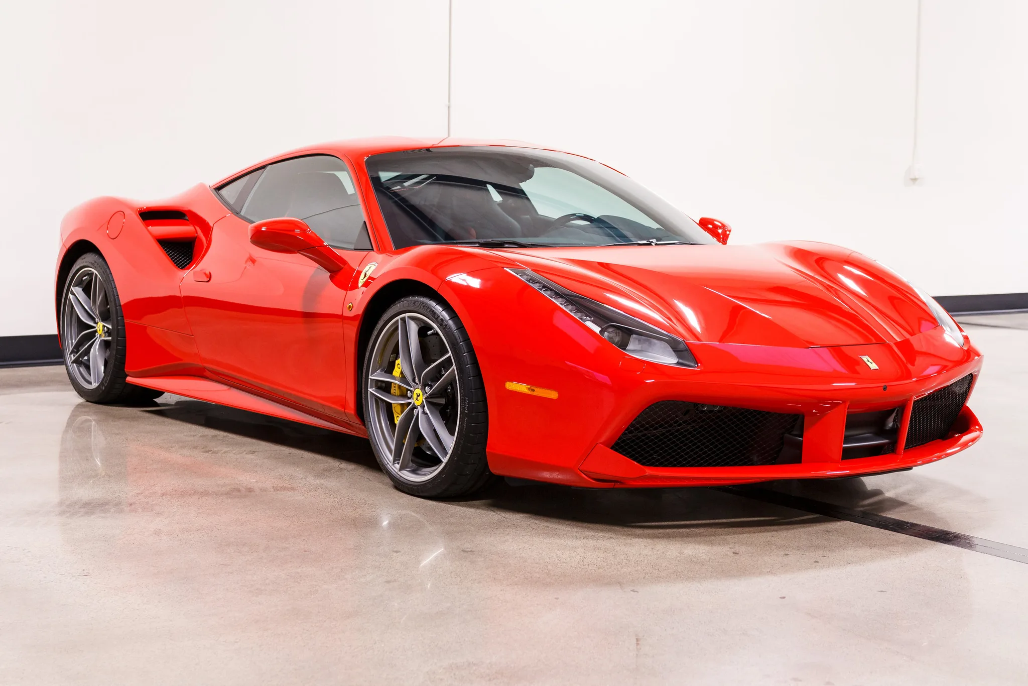 2018 Ferrari 488 GTB sold by a specialist dealer in Costa Mesa, United States, main photo
