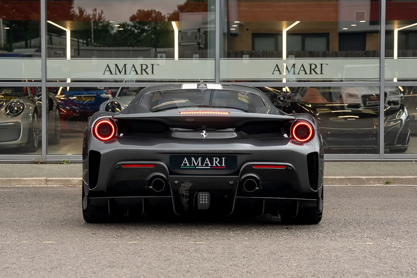 2018 Ferrari 488 Pista proposée par un spécialiste de la supercar à Preston, Royaume-Uni, photo 7 sur 25
