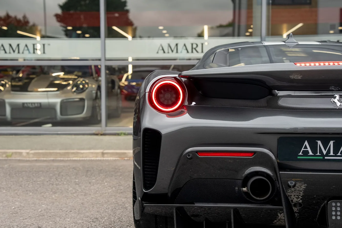 2018 Ferrari 488 Pista proposée par un spécialiste de la supercar à Preston, Royaume-Uni, photo 9 sur 25