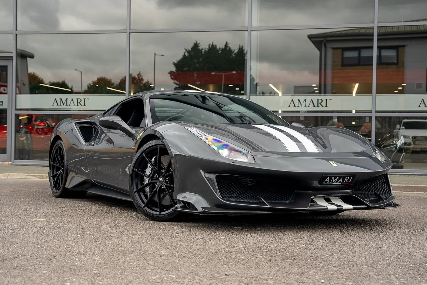 2018 Ferrari 488 Pista proposée par un spécialiste de la supercar à Preston, Royaume-Uni, photo 10 sur 25