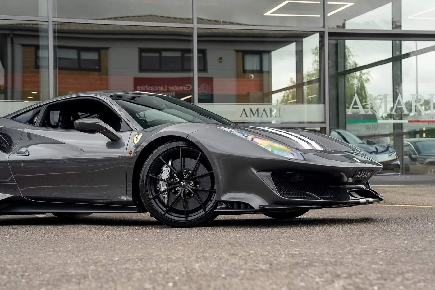 2018 Ferrari 488 Pista proposée par un spécialiste de la supercar à Preston, Royaume-Uni, photo 11 sur 25
