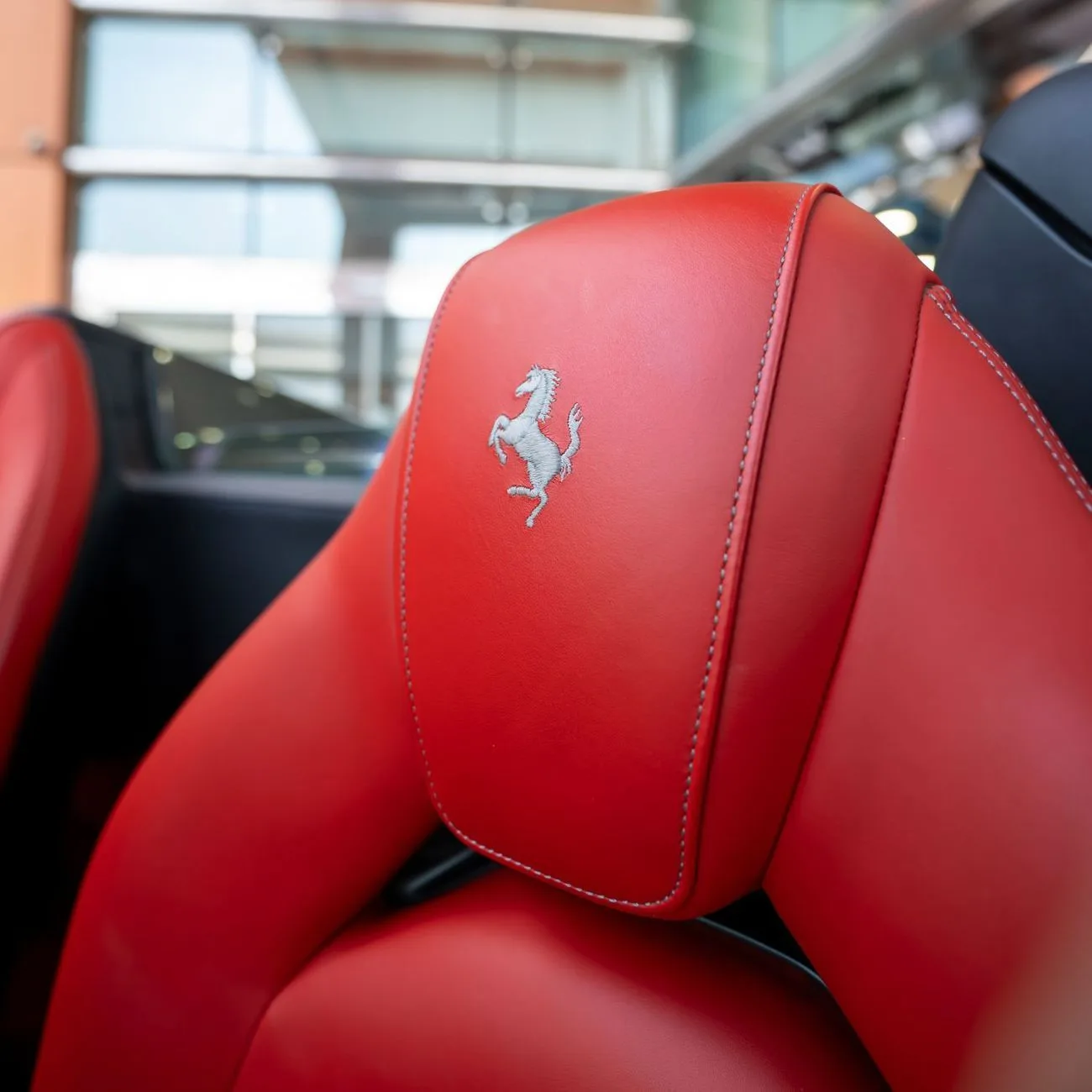 2018 Ferrari 488 Spider angeboten von einem Fachhändler in Dubai, Vereinigte Arabische Emirate, Foto 24 von 27