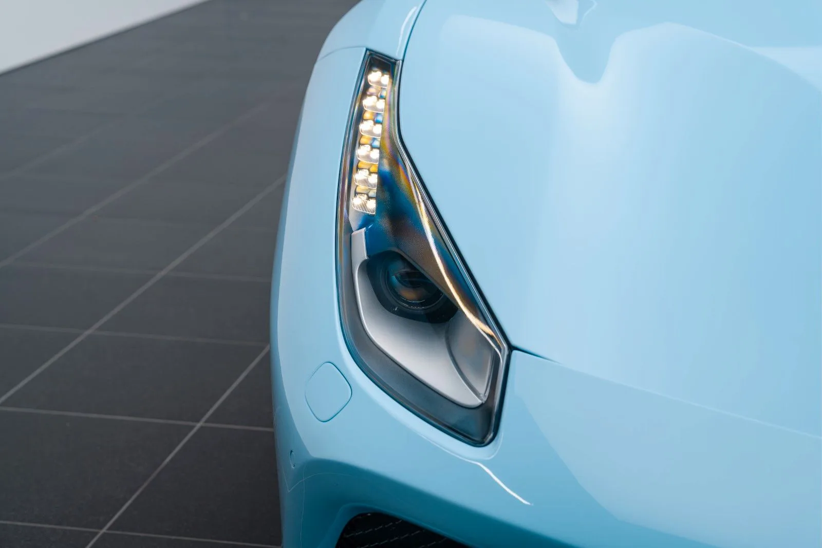 2018 Ferrari 488 Spider, 9/27