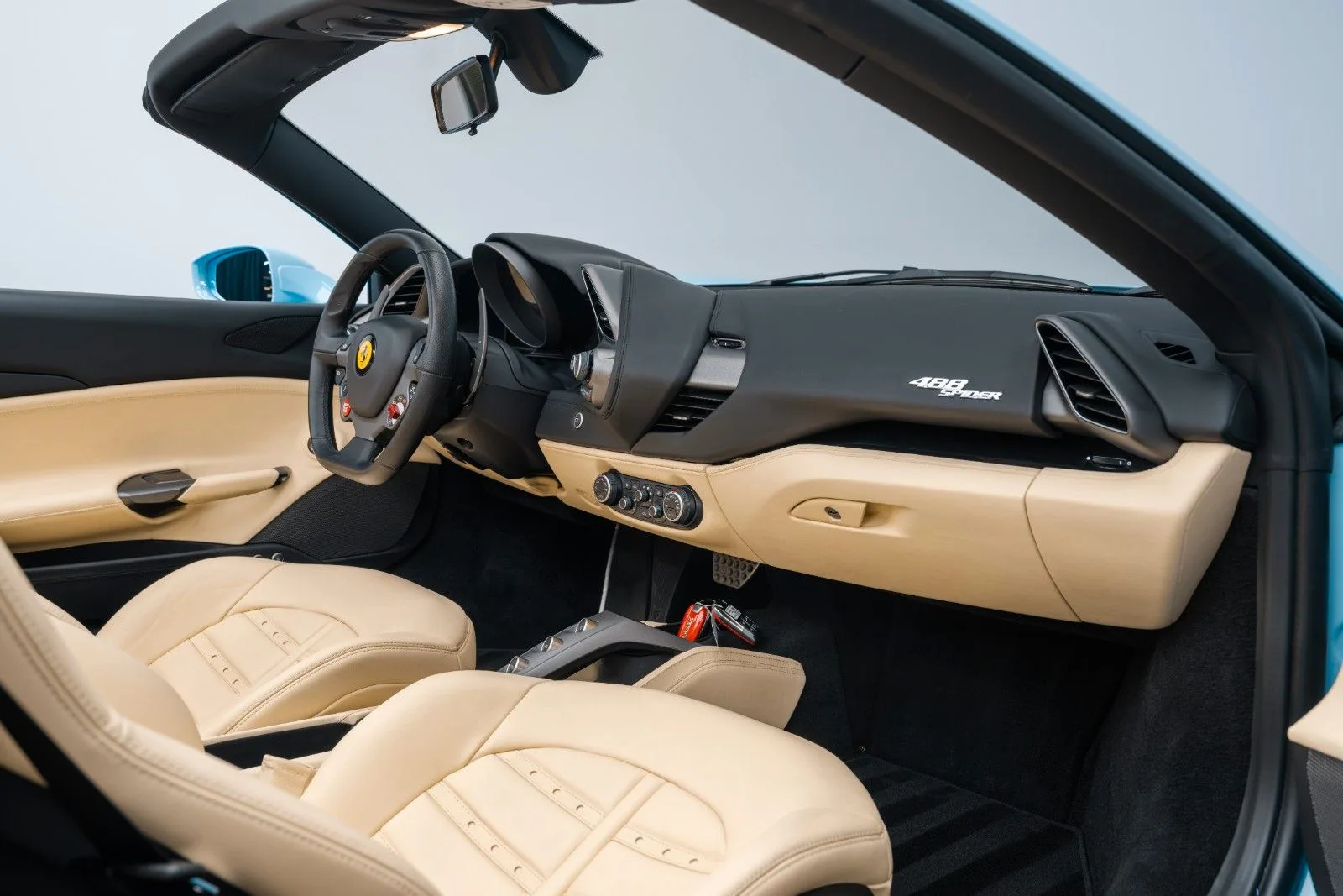 2018 Ferrari 488 Spider, 15/27